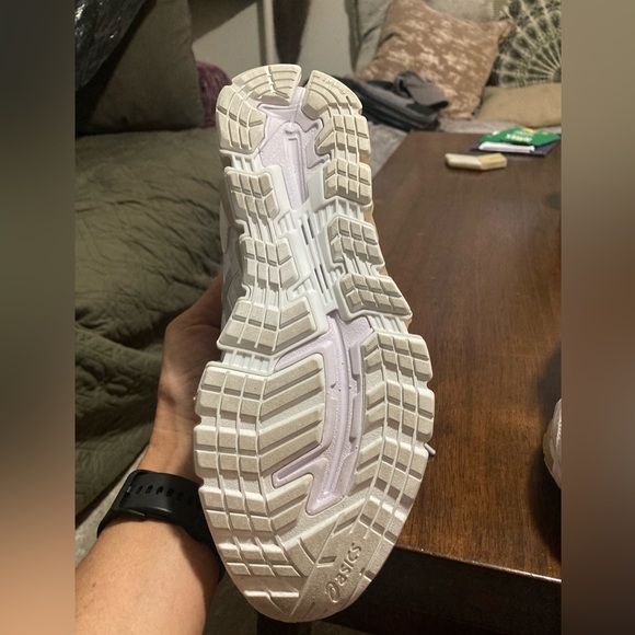 Asics Gel-Quantum 180 Brand New, Woman Size 9 - Picture 8 of 13